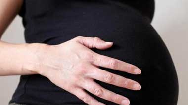 ba2839 چرا ترکهای پوستی در بارداری  به وجود می آید؟