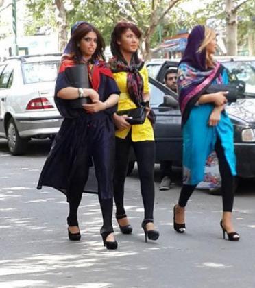rahafun.com ax 2khtara bihejab tehrani 10 عکس دخترهای بی حجاب تهرانی